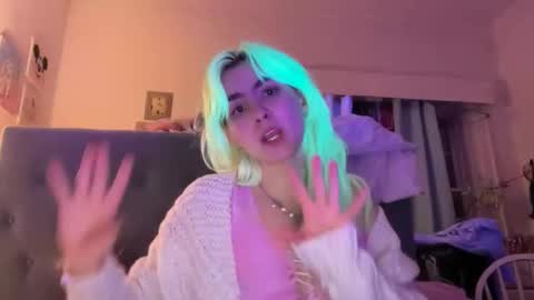 Emi Rose online show from February 17, 5:18 am