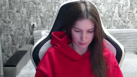 Nancy online show from December 19, 2:13 pm