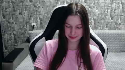 Nancy online show from March 4, 3:26 pm
