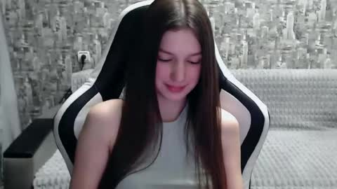 Nancy online show from February 21, 4:05 pm