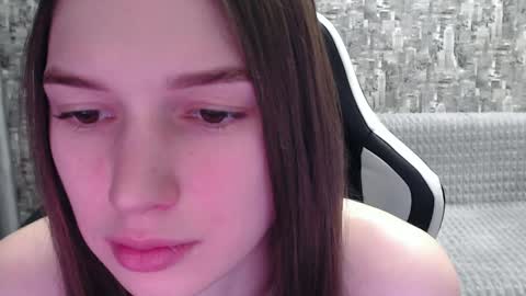 Nancy online show from January 23, 1:56 pm