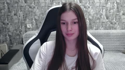 Nancy online show from January 8, 5:15 pm