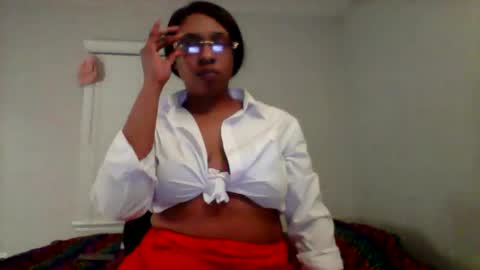 honnievu online show from February 3, 6:40 am