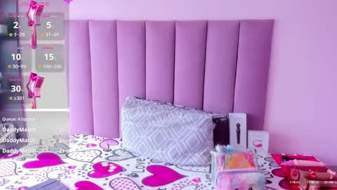 holly online show from September 29, 7:52 pm