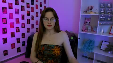 hope_shadow online show from June 20, 7:28 pm
