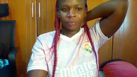 phanice online show from September 19, 8:02 am