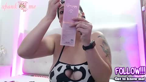 Snapshot of horny_juliettee chatting on October 7, 12:53 pm Juliette Roberts online show from October 7, 12:53 pm