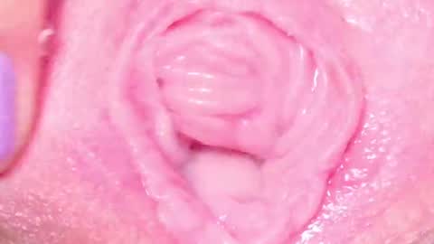 The girl with butterfly lips online show from October 9, 2:05 am