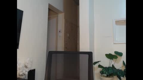 horny_princcess online show from December 7, 1:03 am