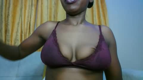 horny_squiter online show from October 28, 10:36 pm