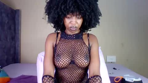 horny_squiter online show from December 22, 6:48 pm