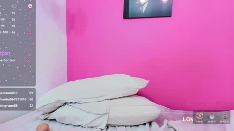 Khloe  online show from December 14, 6:24 am