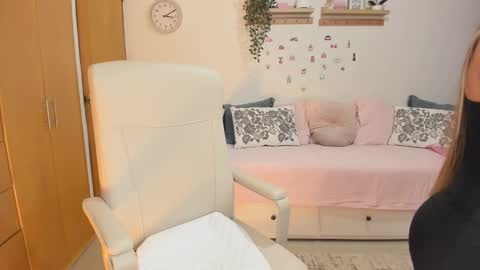 Daniela online show from February 15, 8:08 pm