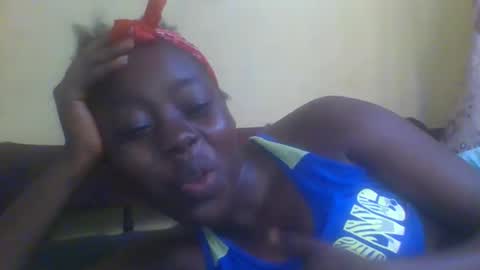 hornygal001 online show from December 20, 1:43 pm