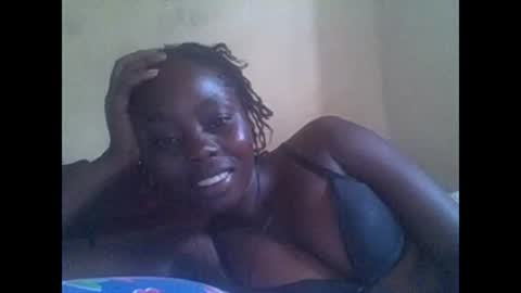 hornygal001 online show from December 3, 1:21 pm