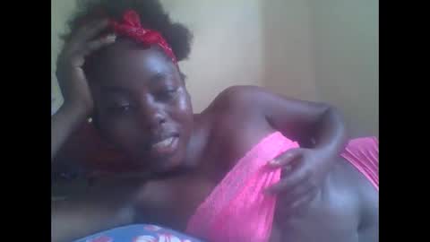 hornygal001 online show from December 12, 6:57 am