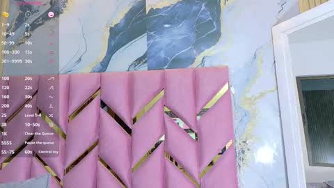 Snapshot of hornyhousekeeper_ chatting on September 23, 12:25 pm Valentina  online show from September 23, 12:25 pm