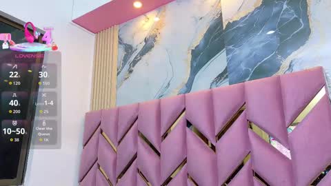 Snapshot of hornyhousekeeper_ chatting on September 29, 12:43 pm Valentina  online show from September 29, 12:43 pm