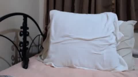Tyla online show from December 3, 3:18 am