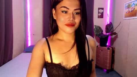 HANNA online show from June 26, 1:40 am