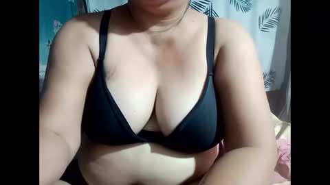 hot_boobs21 online show from September 28, 4:08 am