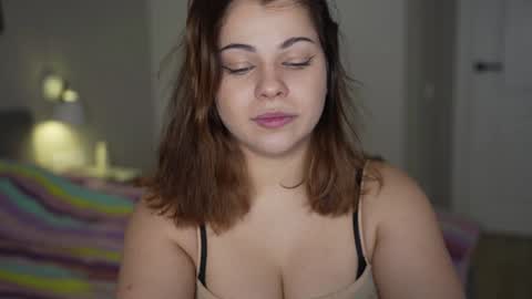 Snapshot of hot_chill__ chatting on January 21, 6:45 pm LiluCaroline online show from January 21, 6:45 pm