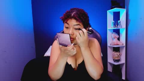 Snapshot of hot_chocolate_4u chatting on October 22, 12:32 pm hot chocolate 4u online show from October 22, 12:32 pm