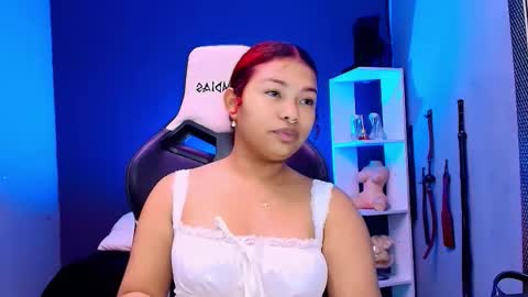 Snapshot of hot_chocolate_4u chatting on September 20, 12:36 pm hot chocolate 4u online show from September 20, 12:36 pm