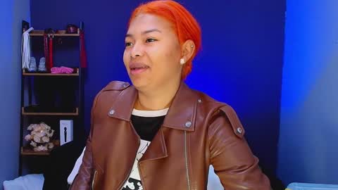 Snapshot of hot_chocolate_4u chatting on February 8, 12:17 pm hot chocolate 4u online show from February 8, 12:17 pm