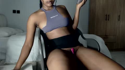 sonia  mis choco online show from December 18, 4:50 am