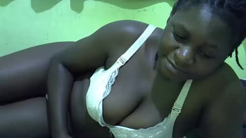 hot_girlly online show from January 14, 7:13 am