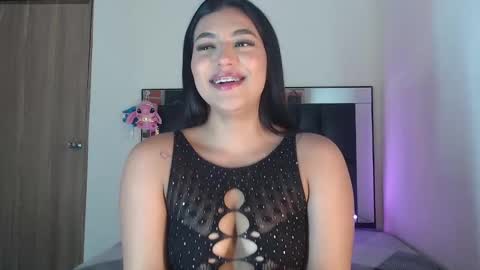 K E N D A L L online show from January 15, 4:57 am