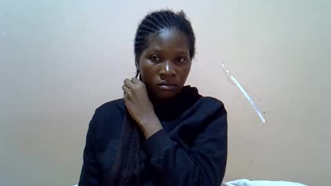 Snapshot of hot_lonnah chatting on September 10, 9:20 am LONNAH online show from September 10, 9:20 am