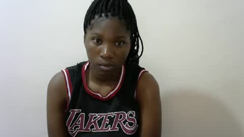 Snapshot of hot_lonnah chatting on February 7, 6:03 am LONNAH online show from February 7, 6:03 am
