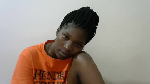 Snapshot of hot_lonnah chatting on February 15, 12:48 am LONNAH online show from February 15, 12:48 am