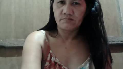 Snapshot of hot_mama09 chatting on March 8, 8:35 pm hotmama online show from March 8, 8:35 pm