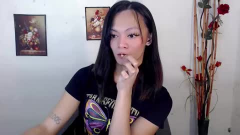 SWEET AGATHA online show from September 11, 5:13 pm