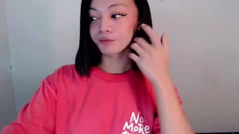 SWEET AGATHA online show from October 18, 7:11 am