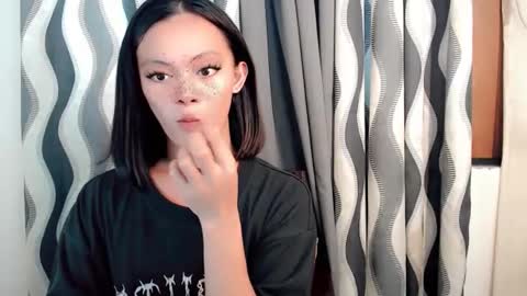 SWEET AGATHA online show from March 8, 5:58 am