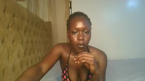 Snapshot of hot_petite1 chatting on October 31, 7:56 am Hot petite online show from October 31, 7:56 am