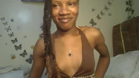 hot petite100 online show from October 17, 8:45 pm