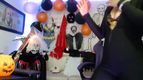 hot sexy bunny online show from October 25, 3:30 pm