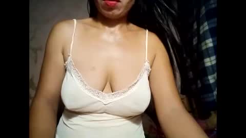 hot_warrios247 online show from March 10, 2:06 am