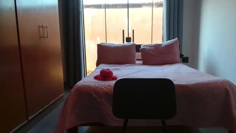 sexy curve milf online show from October 7, 7:29 pm