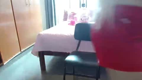 sexy curve milf online show from October 14, 12:08 pm