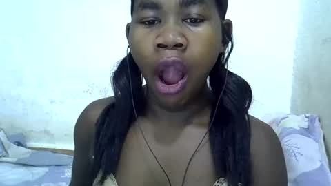 hotagrace online show from December 23, 6:06 am