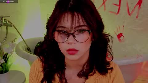 Snapshot of hotary_yuko chatting on November 1, 3:21 am Hotary online show from November 1, 3:21 am