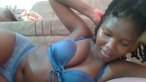 love online show from February 12, 5:05 am