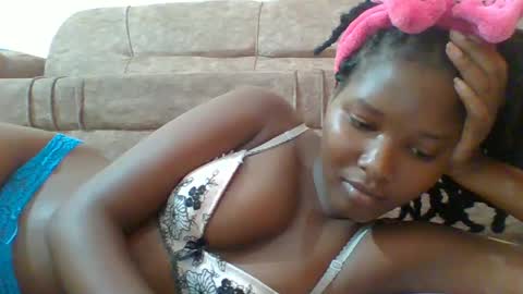 love online show from February 14, 2:44 pm