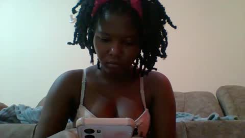 love online show from February 14, 4:37 am